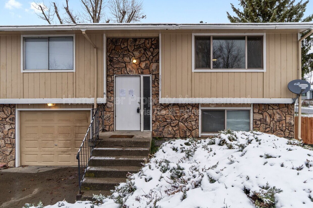 Foto principal - 10119 E Empire Ave