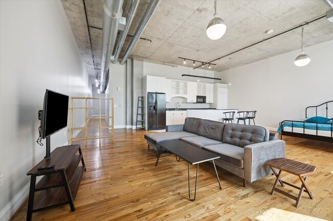 Foto del edificio - 1401 Calumet St