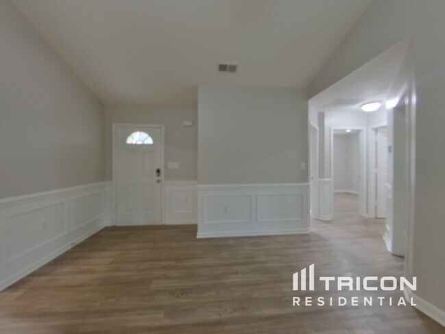 Building Photo - 5303 Collins Street Charlotte NC