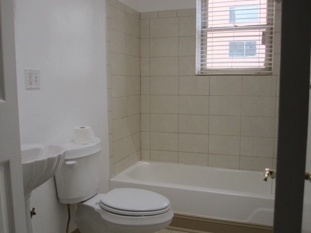 Foto del edificio - 735 6th St NE