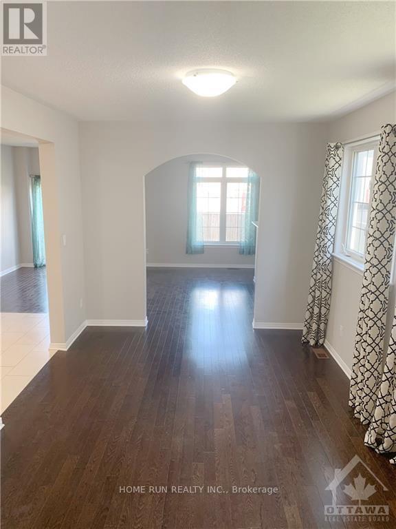 Building Photo - 488 Dundonald Dr