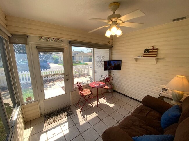 Building Photo - Great Location Turnkey Villa In The Villag...