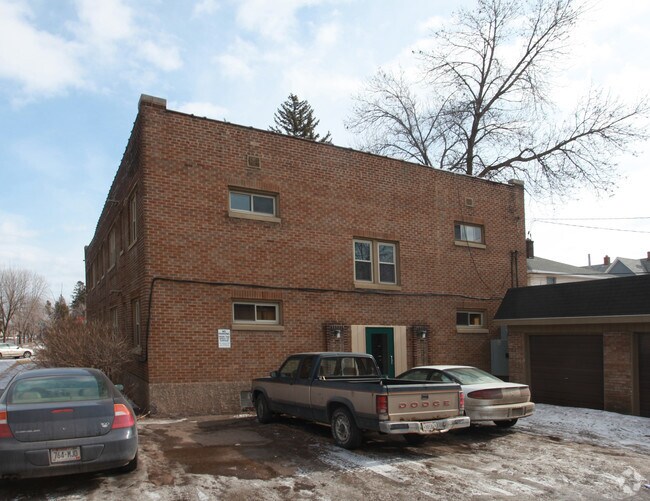 Building Photo - 2101 John Ave