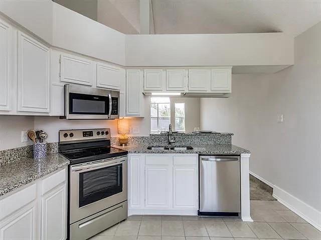 Foto del edificio - 2319 Foothill Rd