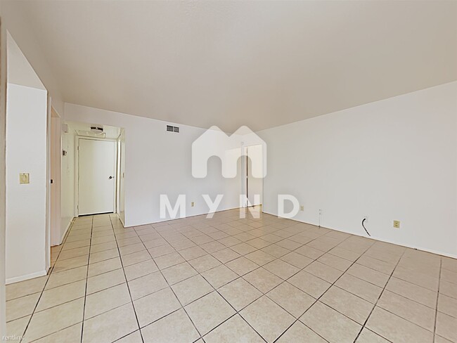 Building Photo - 2 br, 2 bath Condo - 3771 Shirebrook Dr Ap...