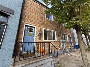 3427 Denny St