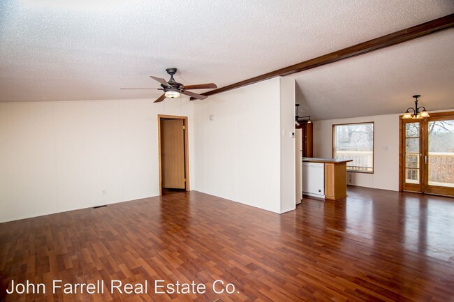Building Photo - 3 br, 2 bath House - 126 Crazy Horse Rd.