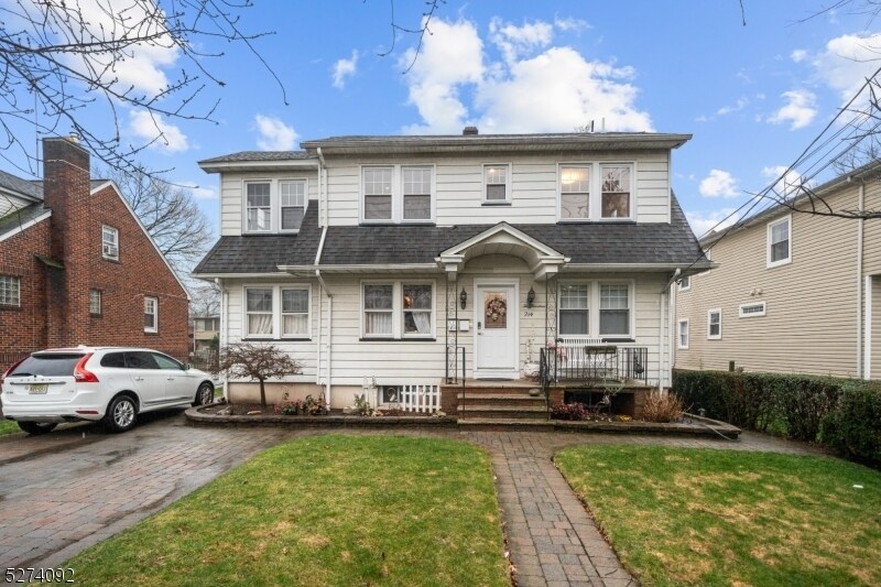 214 Union St Unit 2, Lodi, NJ 07644 Room for Rent in Lodi, NJ