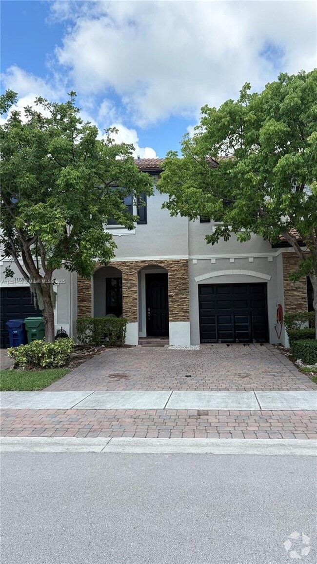 Building Photo - 23911 SW 117th Ct