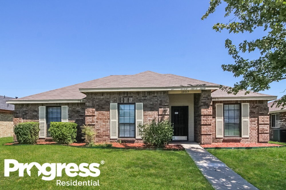 1037 Pepperidge Dr, Lancaster, TX 75134 House Rental in Lancaster, TX