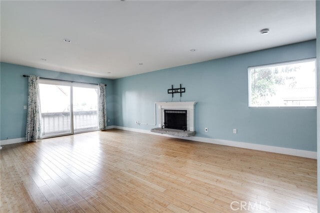 Foto principal - 6600 Warner Ave