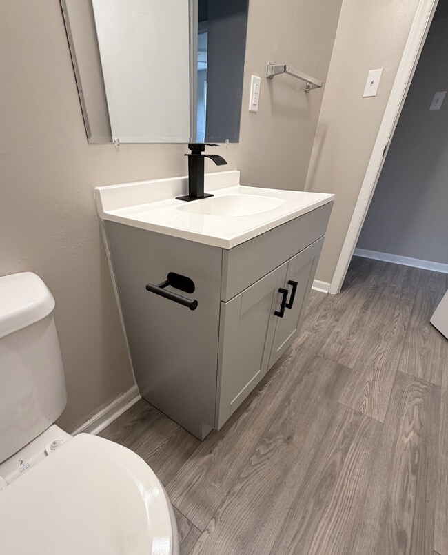 Foto del edificio - 125 McClure St