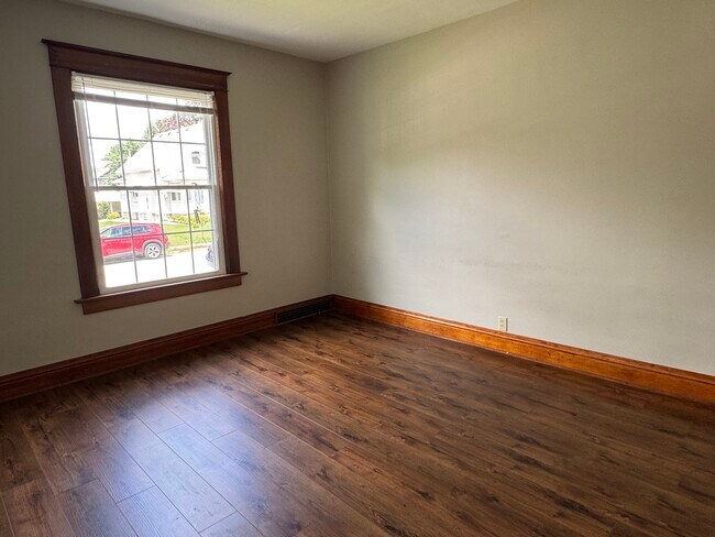Foto del edificio - 1721 W 16th St