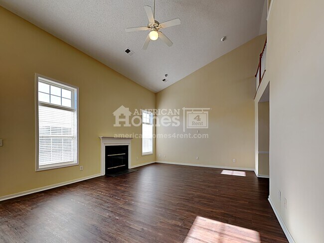 Building Photo - 909 Pecan Ridge Circle