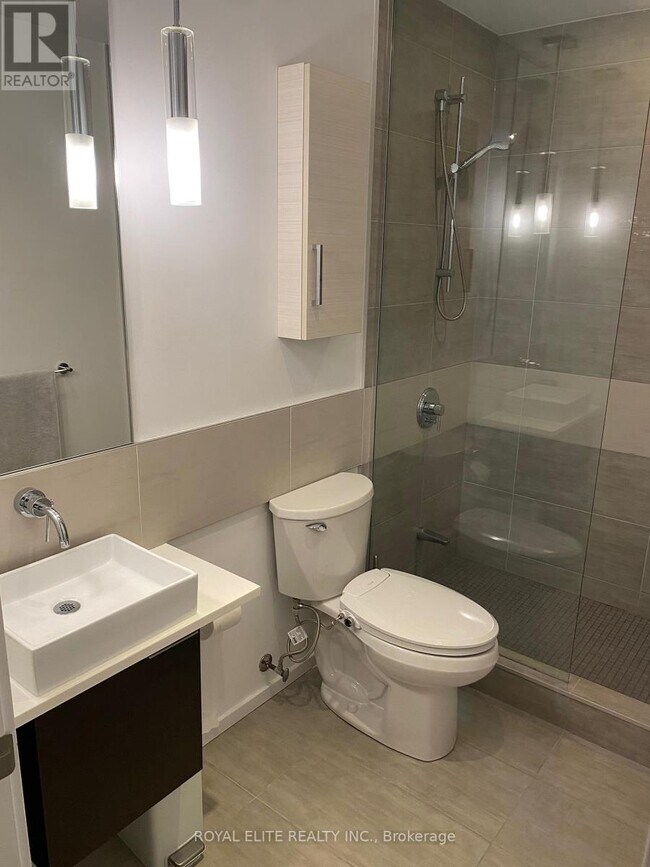 Photo du bâtiment - 8 Charlotte St