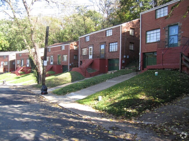 Building Photo - 664 Princeton Blvd