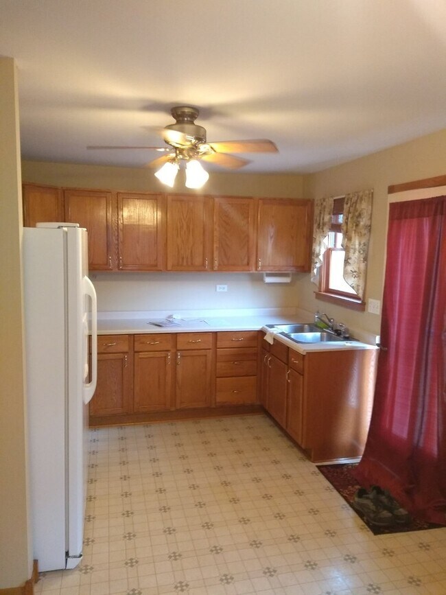 Building Photo - 311 Brierhill Dr