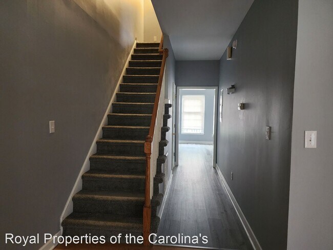 Foto del edificio - 2 br, 2.5 bath House - 251 Mullen Street