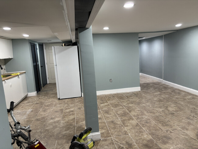 Building Photo - 114-01 Francis Lewis Blvd