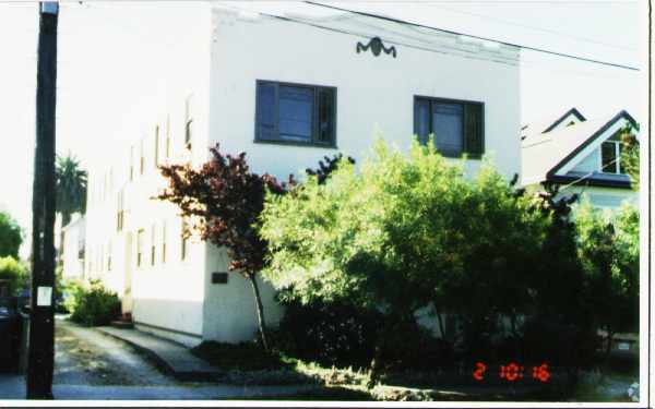 Building Photo - 1914 Channing Way