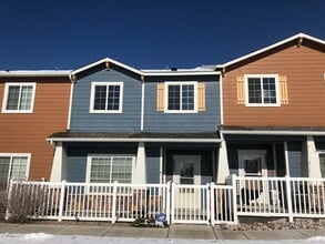 Building Photo - 4845 Pearl Kite View