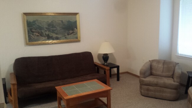 Foto del edificio - 47 Appleway Dr