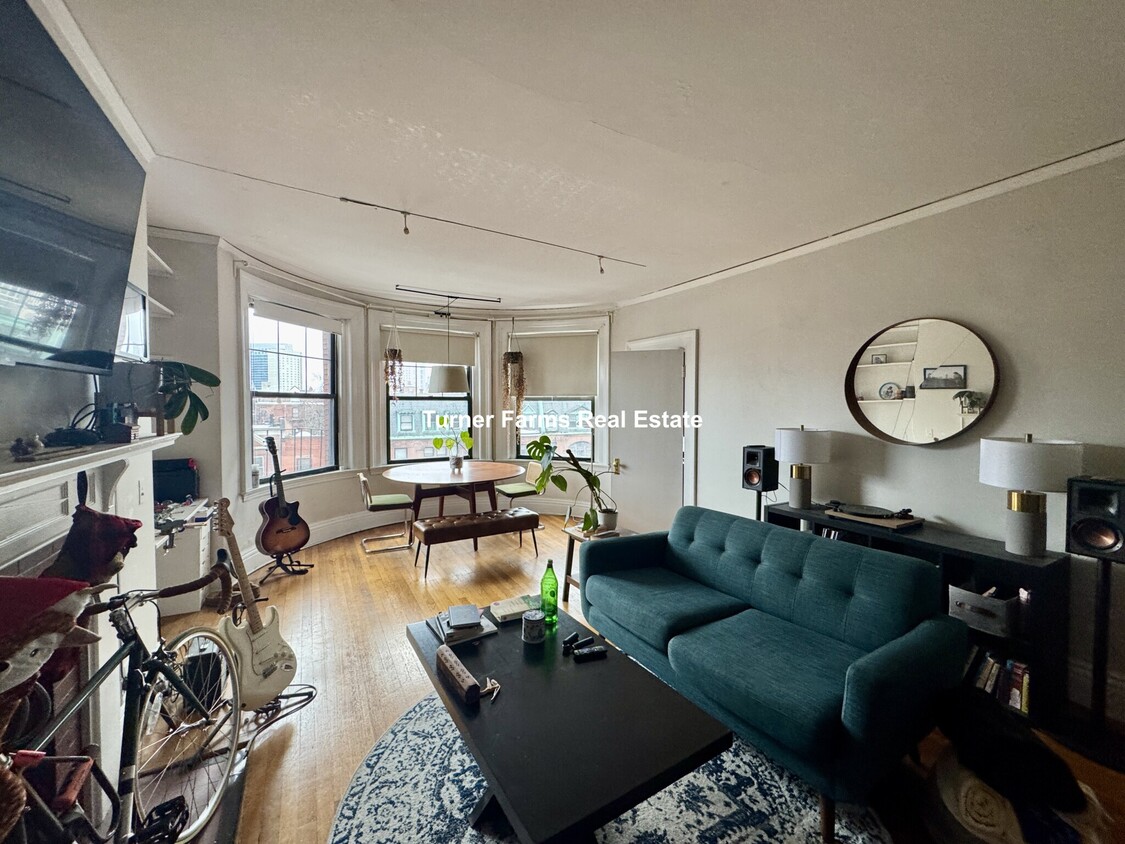 Foto principal - 464 Beacon St