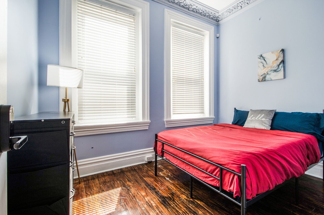 Primary Photo - 1232 W Lafayette Ave
