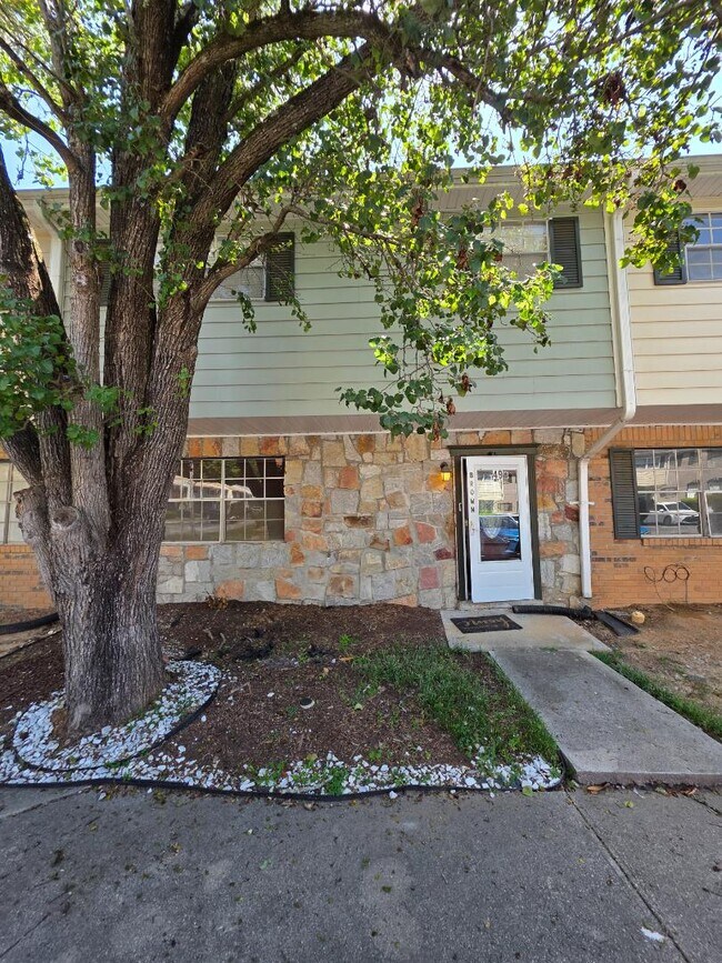 Foto del edificio - 4701 Flat Shoals Rd
