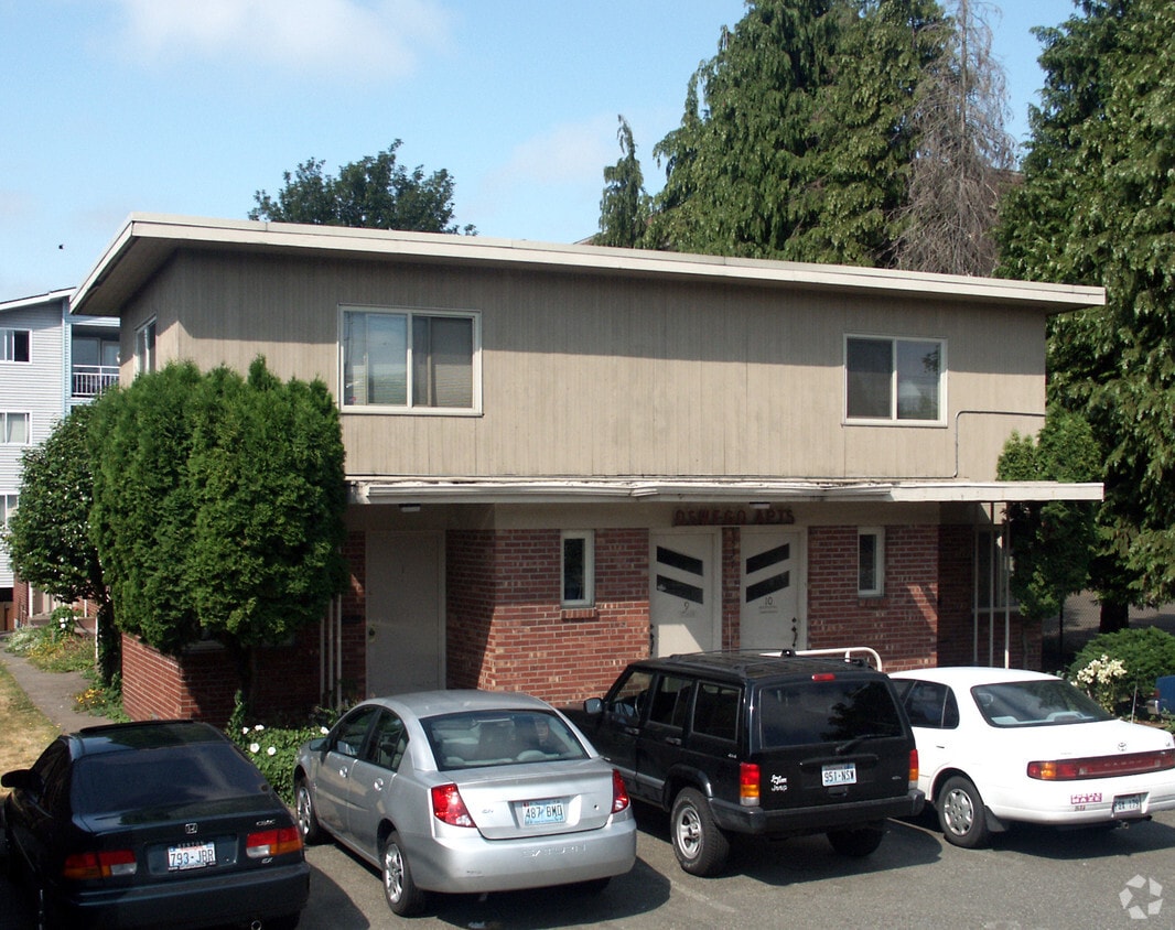 Primary Photo - Oswego Apartments