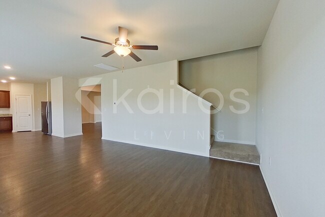 Foto del edificio - 1138 Freedom Pkwy