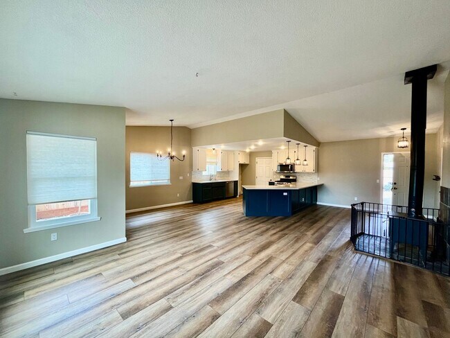 Building Photo - Country Living, in San Luis Obispo's Hidde...