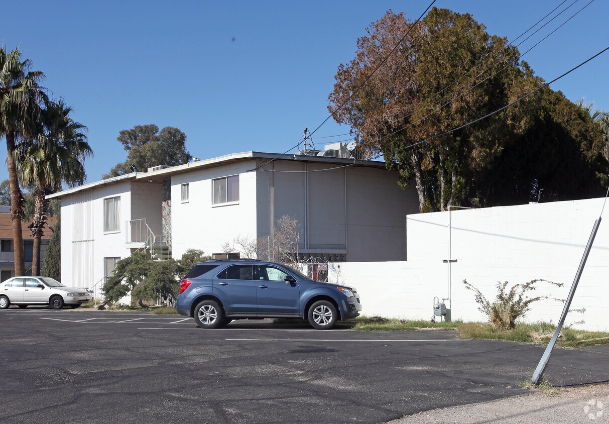 Building Photo - Jerrie Avenue Apartments