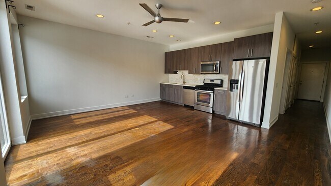 Foto del edificio - 4428 N Sheridan Rd