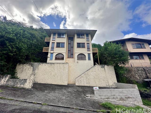 Building Photo - 2374 Gardenia St