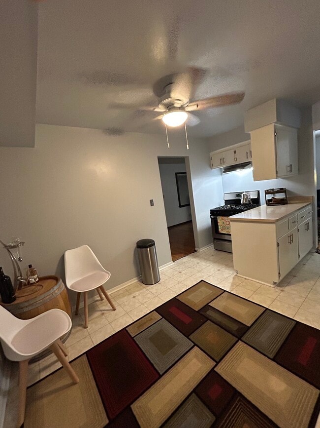 Foto del edificio - 9015 W Tripoli Ave