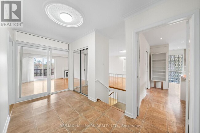 Building Photo - 109 Banstock Dr