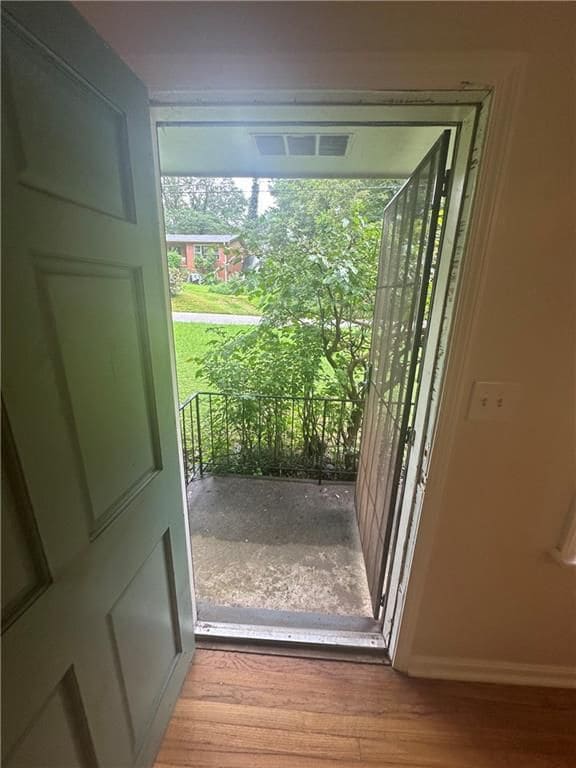 Building Photo - 349 Laquita Dr SE