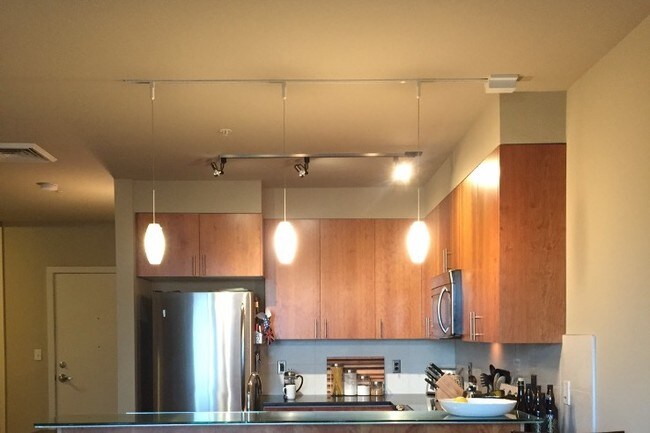 Kitchen - 3104 Western Ave