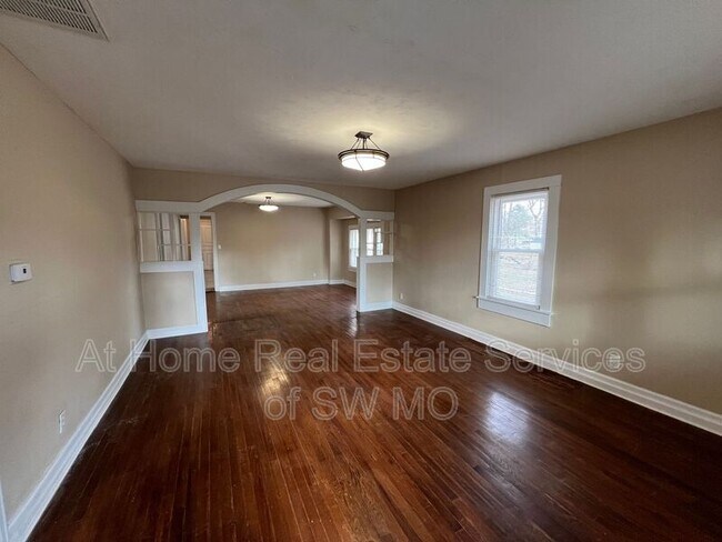 Foto del edificio - 2815 W Madison St