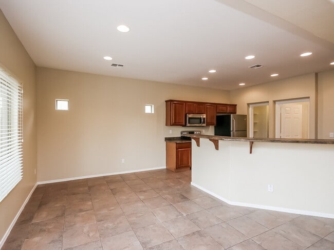 Foto del edificio - 17606 W Bridger St