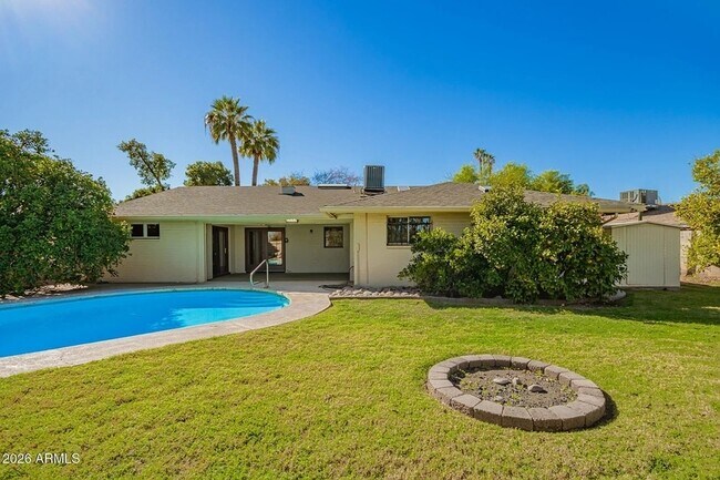 Foto del edificio - 650 E Malibu Dr