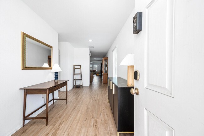 Foto del edificio - 24114 Wandering Brk Dr