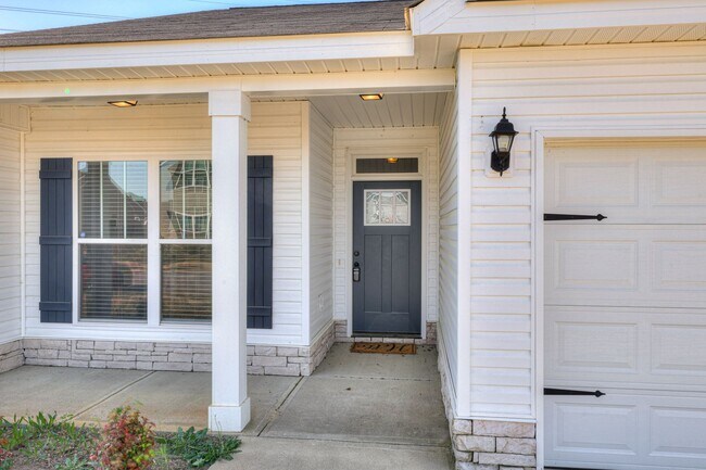 Foto del edificio - 340 Fox Haven Dr