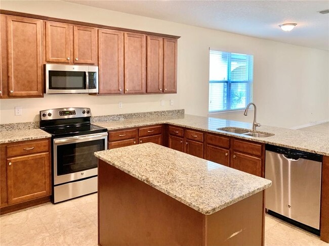 Building Photo - 13744 Summer Harbor Ct