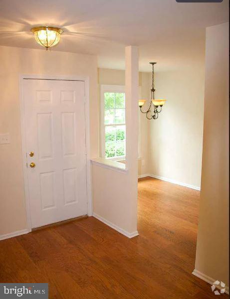 Building Photo - 218 Bromley Pl
