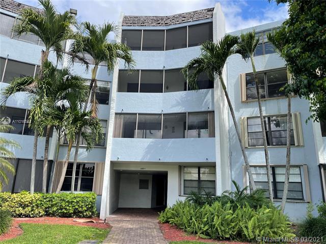 Building Photo - 10854 N Kendall Dr