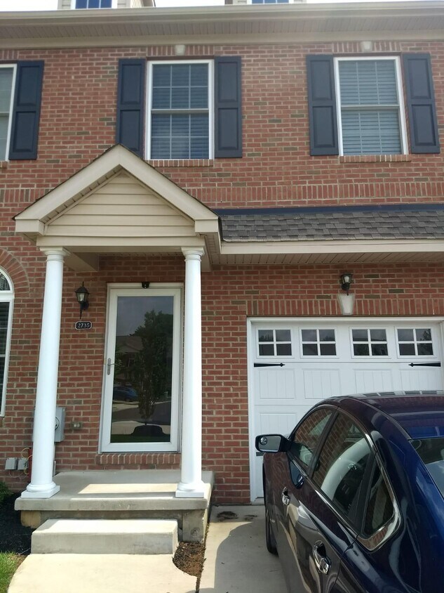 Primary Photo - 2735 Keebler Ct