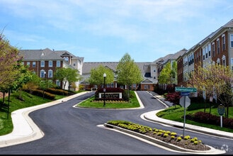 Building Photo - 533 Ensemble Ct