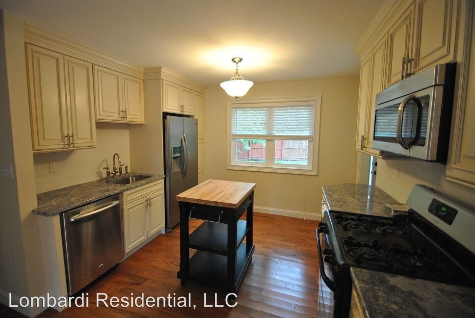 Building Photo - 281 S Gulph Rd